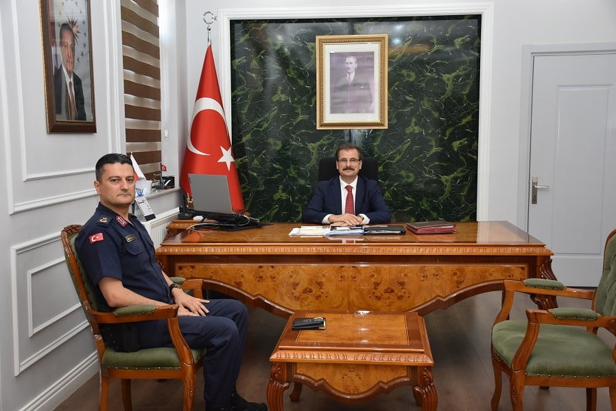 MANİSA’NIN SALİHLİ İLÇESİNDE JANDARMA KOMUTANI BİNBAŞI DOĞUKAN KARAASLAN, SON VEDA ZİYARETİNİ...
