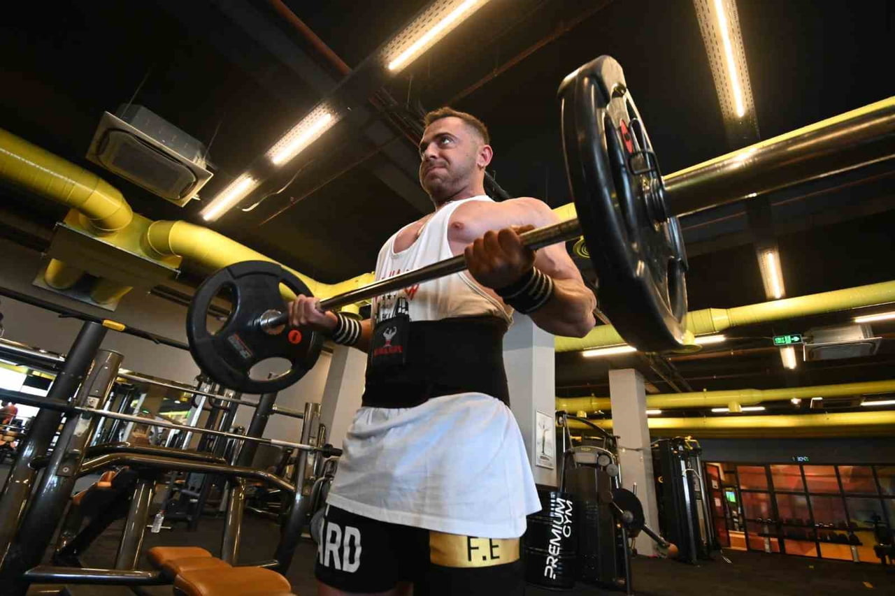 MANİSALI VÜCUT GELİŞTİRME SPORCUSU MUSTAFA ÖYKEN, 27-30 AĞUSTOS TARİHLERİNDE İSTANBUL'DA...