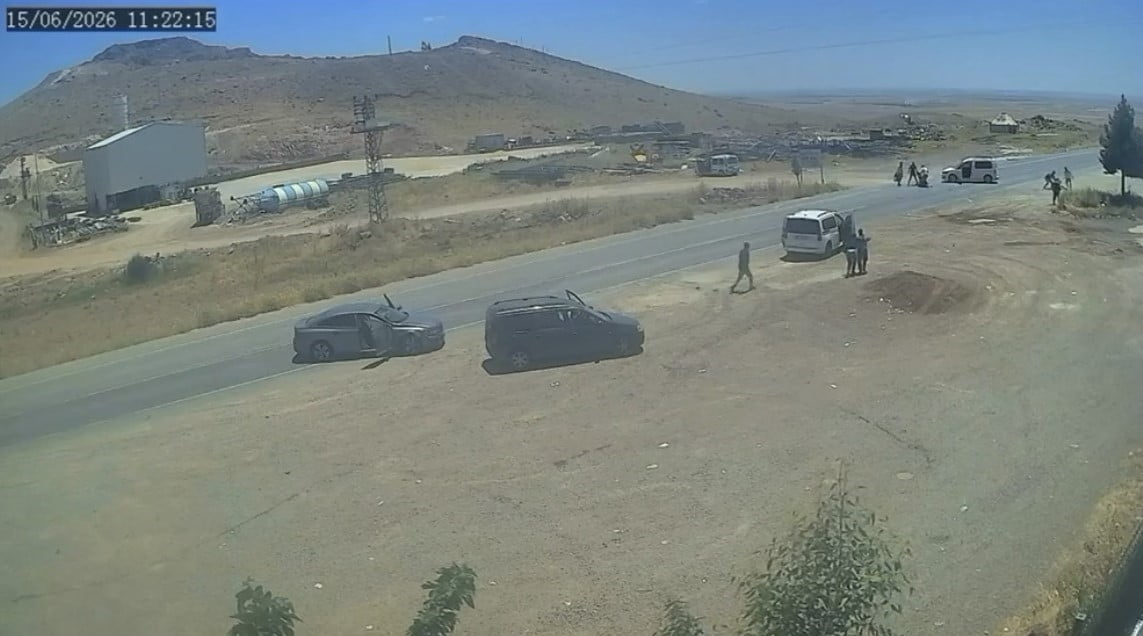 MARDİN’İN DERİK İLÇESİNDE İKİ AİLE ARASINDA ÇIKAN VE 5 KİŞİNİN YARALANDIĞI SİLAHLI KAVGAYA İLİŞKİN...