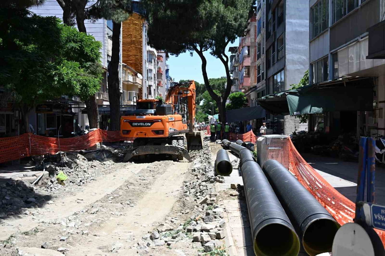 MASKİ GENEL MÜDÜRLÜĞÜ, SALİHLİ'NİN EN YOĞUN NOKTALARINDAN BİRİ OLAN SEVGİ YOLU'NDA KAPSAMLI...