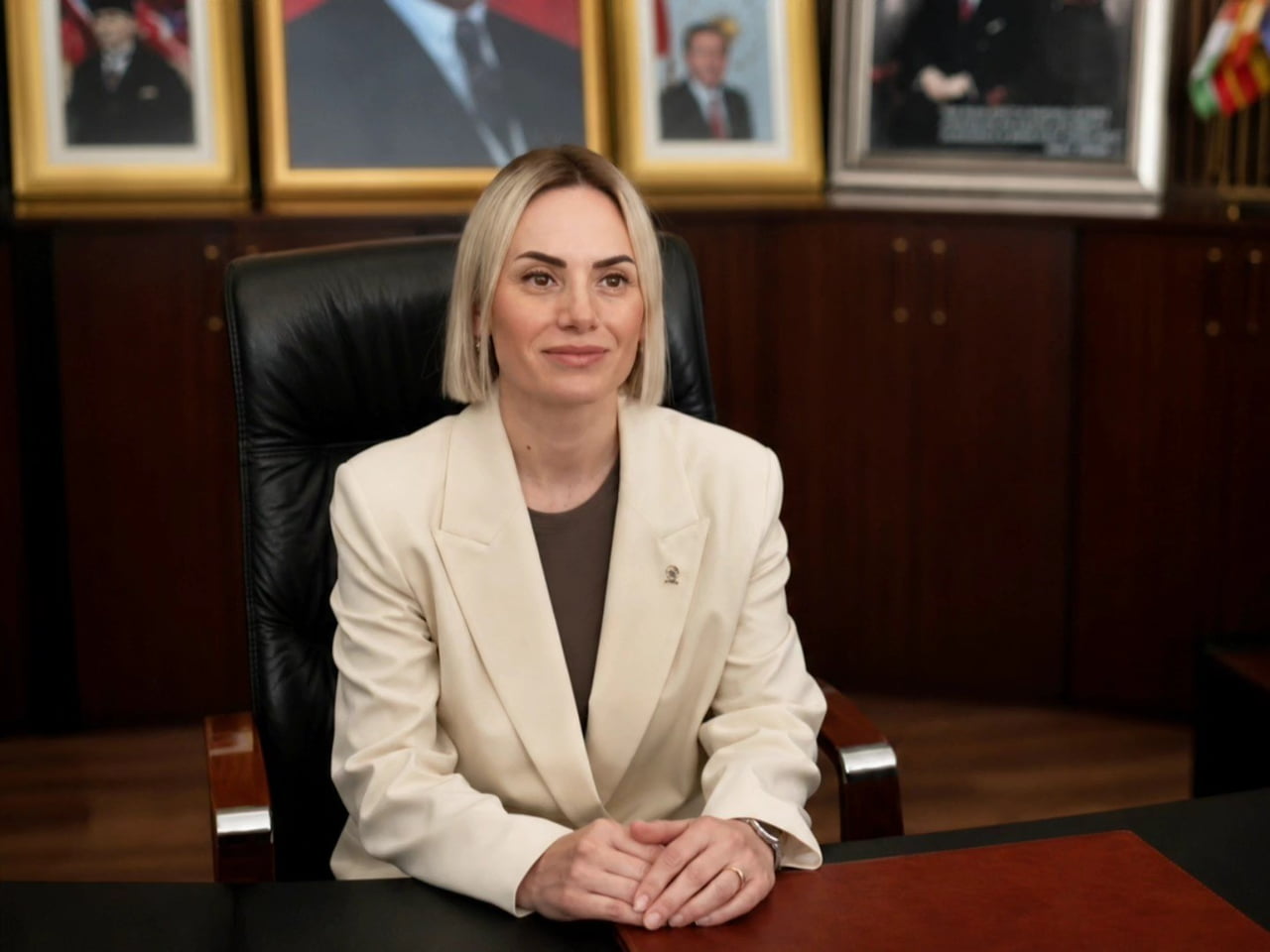 MECLİS ÜYELERİ TARAFINDAN YAPILAN SEÇİMDE 9 OY OLAN ALEV BALCI ÜNAL BAŞKAN VEKİLİ...