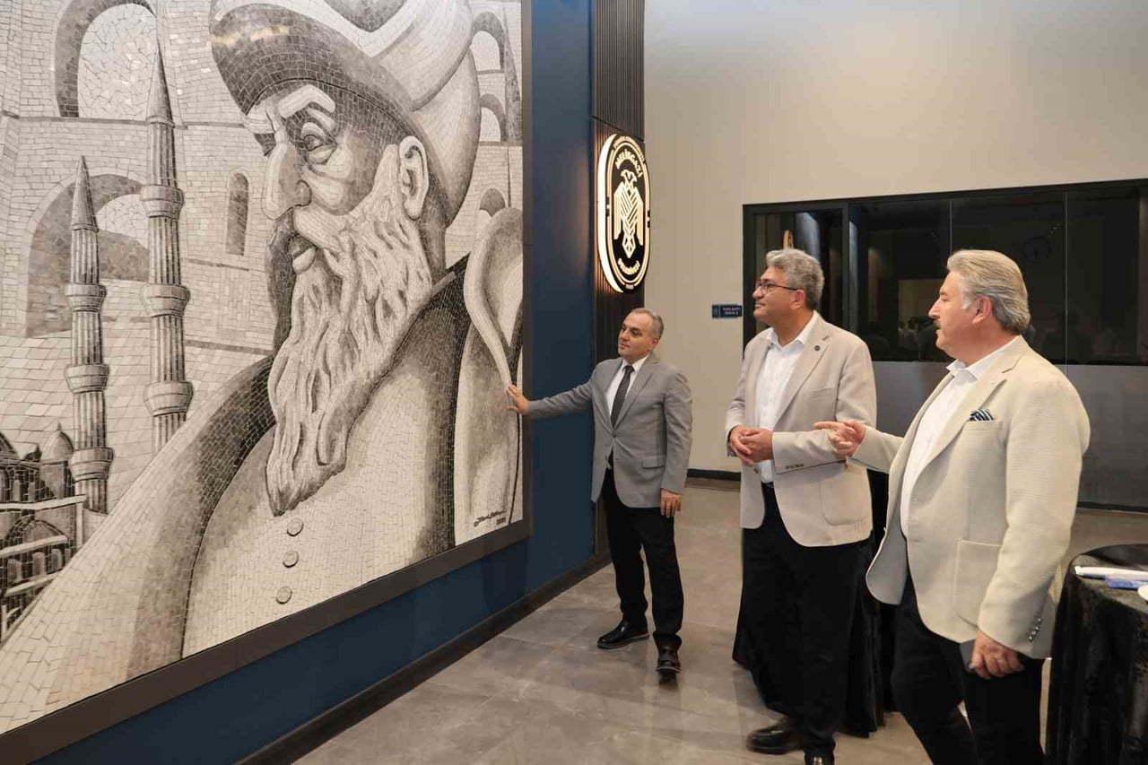 MELİKGAZİ BELEDİYESİ MECLİS SALONU’NDA UYDU VE TEKNOLOJİ ALANINDA KAYSERİ’NİN GELECEĞİNE YÖN...