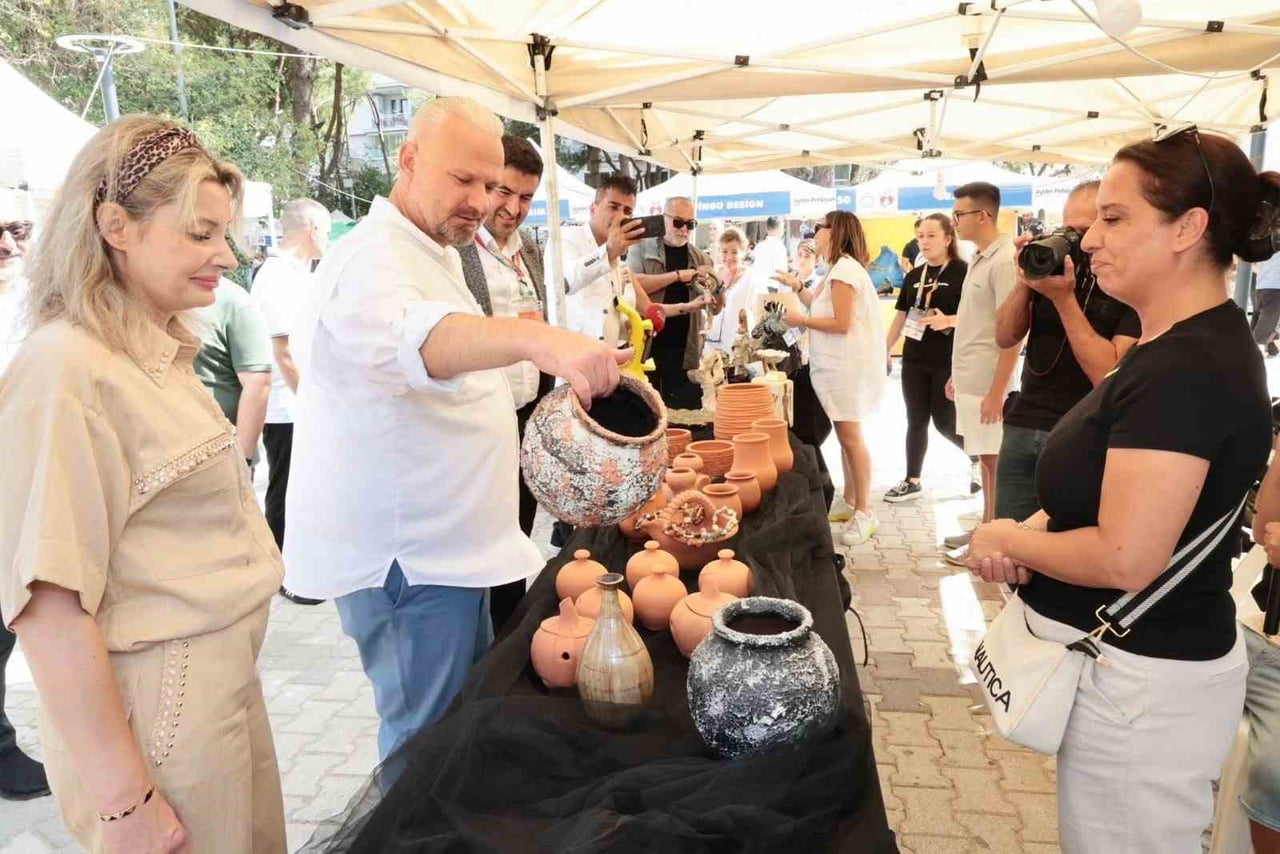 MENEMEN’DE 5. ULUSLARARASI ÇÖMLEK FESTİVALİ İÇİN GERİ SAYIM BAŞLADI.