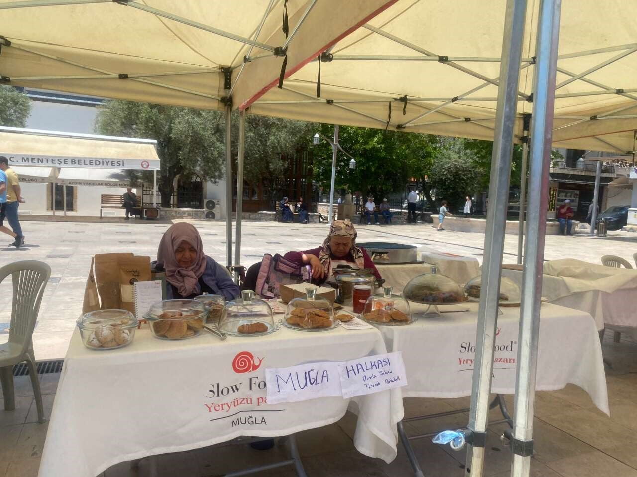 MENTEŞE’DE SLOW FOOD YERYÜZÜ PAZARI ŞENLİK HAVASINDA GEÇECEK