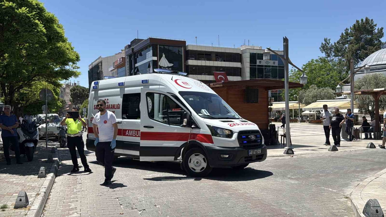MENTEŞE İLÇESİNDE MEYDANA GELEN TEK TARAFLI MOTOSİKLET KAZASINDA BİR KİŞİ YARALANDI.