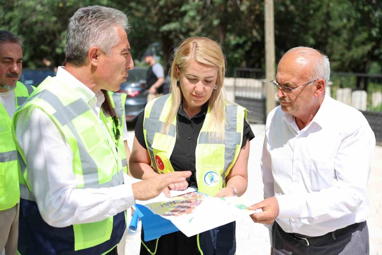 MERKEZEFENDİ BELEDİYESİ, İLÇE GENELİNDE ULAŞIM KONFORUNU ARTIRMAK VE MAHALLELERİN İHTİYAÇLARINA...