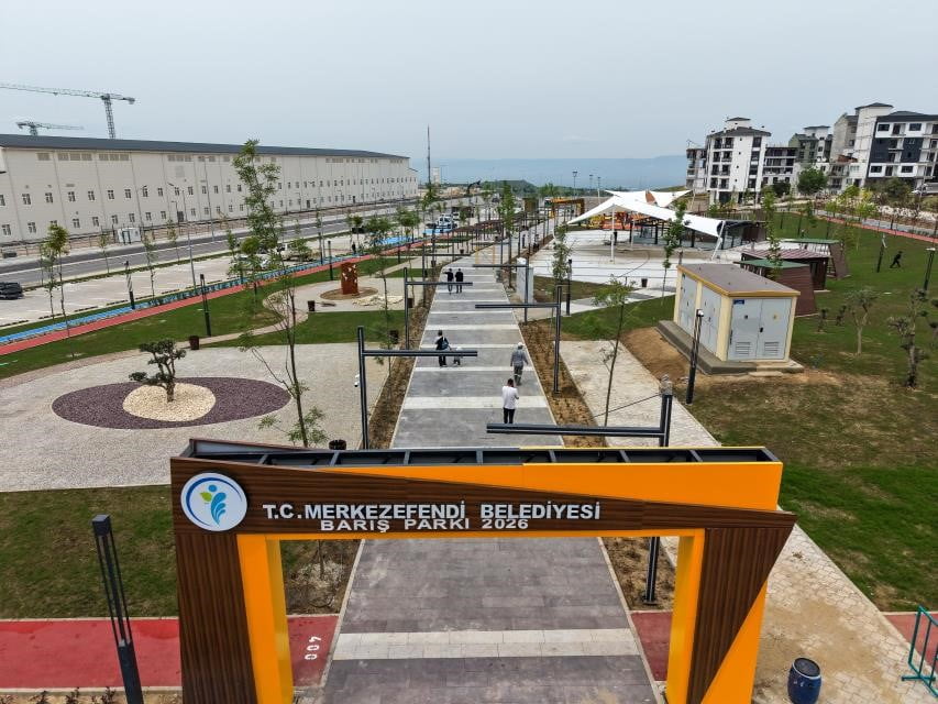 MERKEZEFENDİ BELEDİYESİ, İLÇE GENELİNDEKİ PARK VE YEŞİL ALANLARDA GERÇEKLEŞTİRDİĞİ BAKIM, ONARIM...