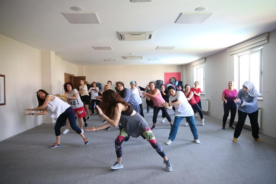 MERKEZEFENDİ BELEDİYESİ’NİN YAZ SPOR OKULLARI KAYITLARI, 15 HAZİRAN’DA BAŞLIYOR.