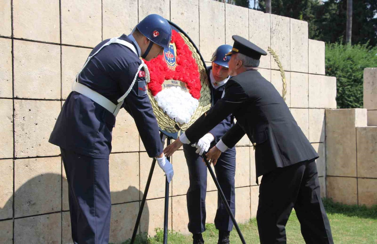 MERSİN'DE, JANDARMA TEŞKİLATI'NIN 187. KURULUŞ YIL DÖNÜMÜ DOLAYISIYLA CUMHURİYET MEYDANI'NDA...