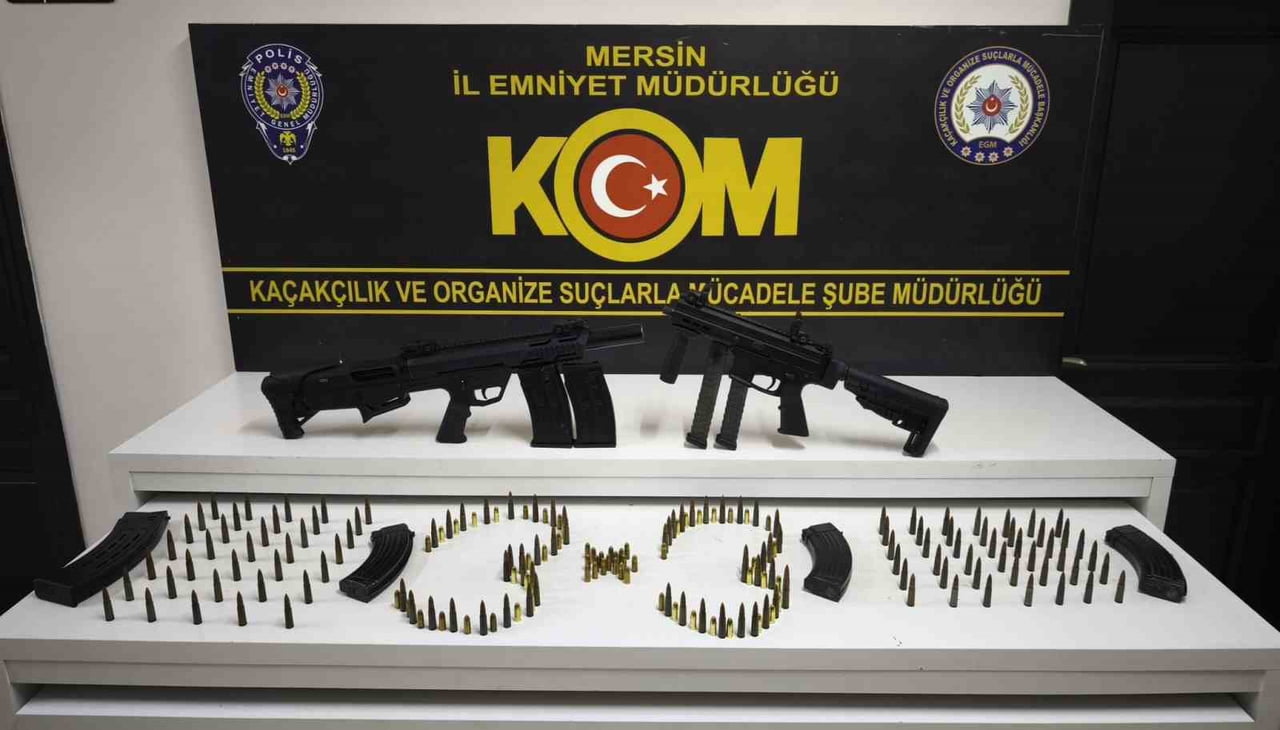 MERSİN'DE SİLAHLI YARALAMA, İŞ YERİ KURŞUNLAMA, SUÇ ÜSTLENME, ÖRGÜTE AİT SİLAH VE MÜHİMMATLARIN...