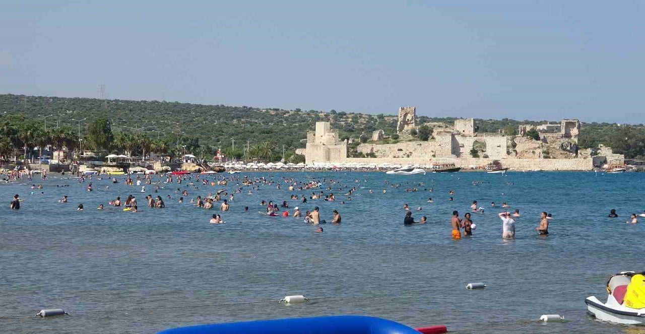 MERSİN'DE UNESCO DÜNYA MİRASI GEÇİCİ LİSTESİ'NDEKİ KIZKALESİ SAHİLİ BAŞTA OLMAK ÜZERE KENTTEKİ...