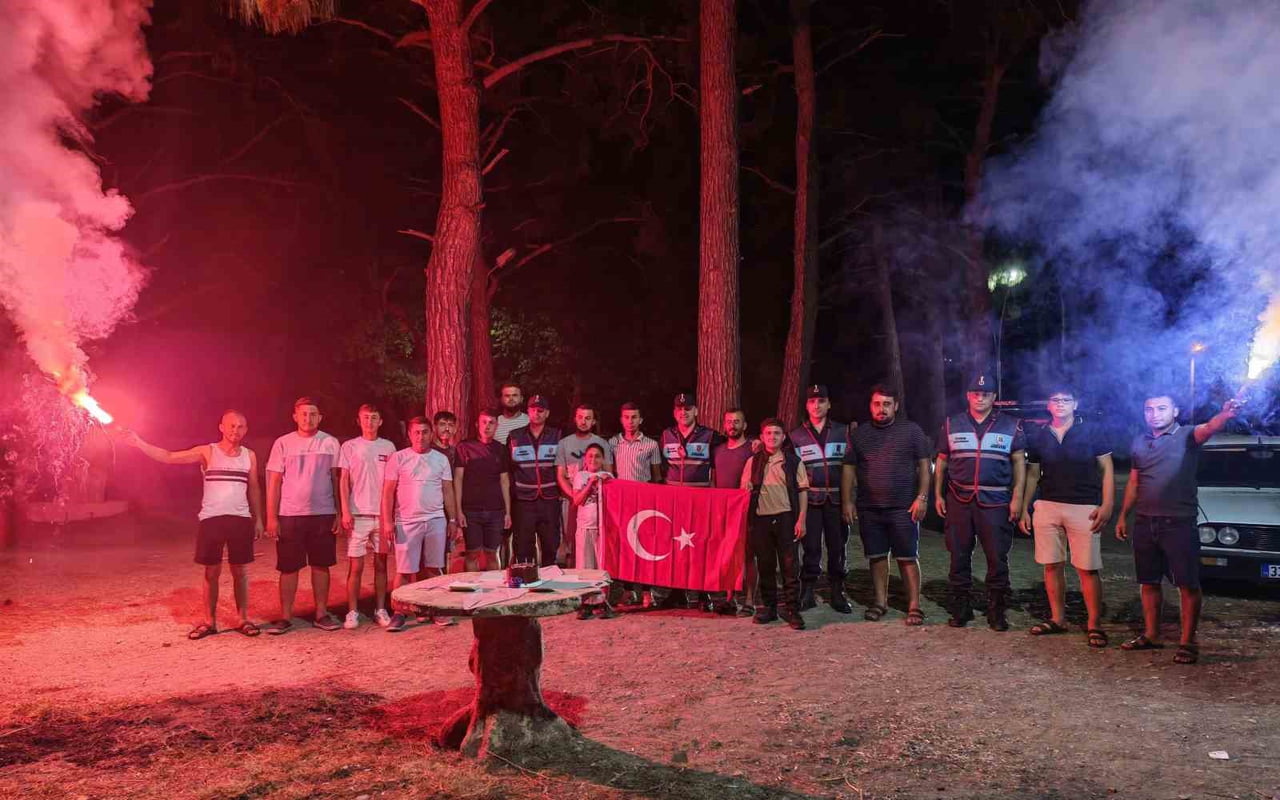 MERSİN'İN BOZYAZI İLÇESİNDE GENÇLER, JANDARMA GENEL KOMUTANLIĞI'NIN 187. KURULUŞ YIL DÖNÜMÜ...