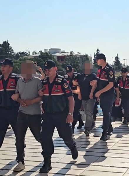 MERSİN'İN SİLİFKE İLÇESİNDE BELEDİYEYE YÖNELİK RÜŞVET, İHALEYE FESAT KARIŞTIRMA VE SUÇ ÖRGÜTÜ...