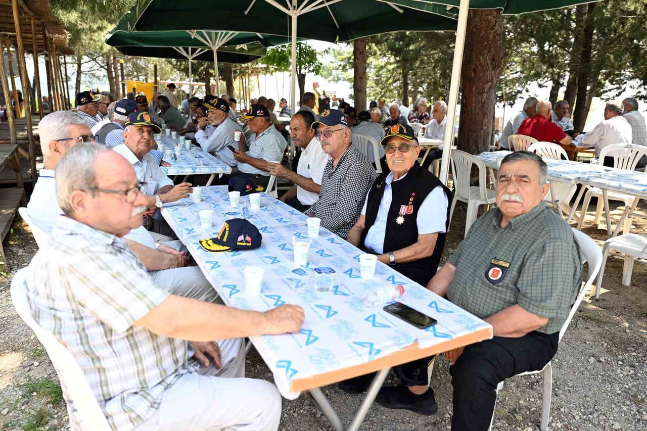 MERSİN BÜYÜKŞEHİR BELEDİYESİ, BABALAR GÜNÜ DOLAYISIYLA ŞEHİT BABALARI, GAZİLER VE EMEKLİ ASKERLERİ...