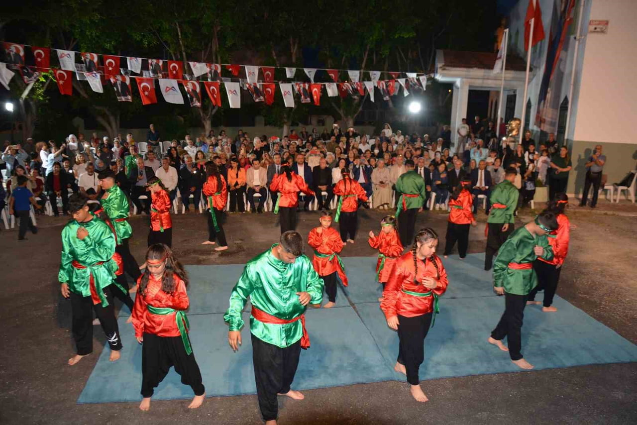 MERSİN BÜYÜKŞEHİR BELEDİYESİ, TADEKA VE CEM VAKFI İŞ BİRLİĞİYLE TARSUS YENİCE'DE DÜZENLENEN...