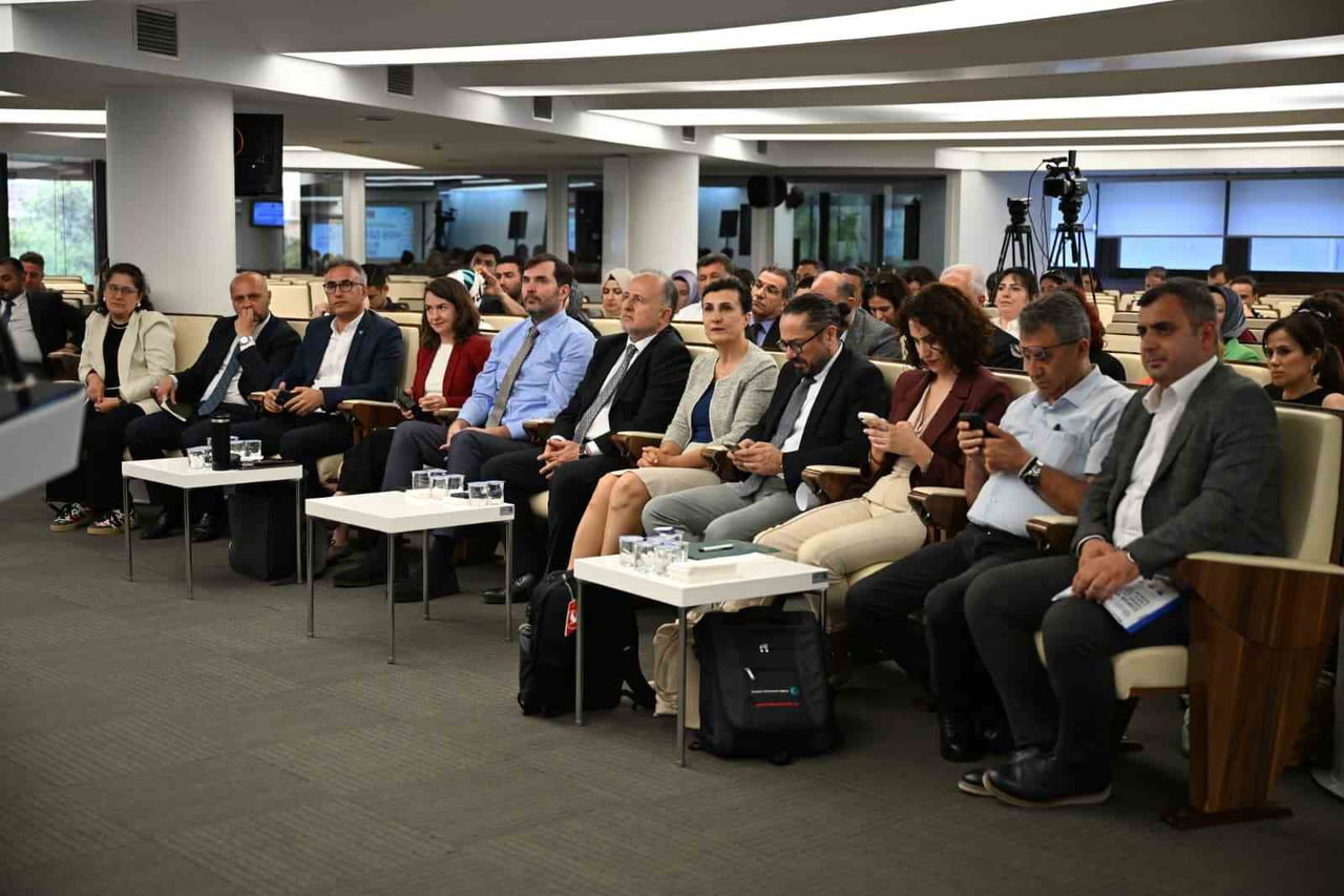 MERSİN BÜYÜKŞEHİR BELEDİYESİ, TÜRKİYE BELEDİYELER BİRLİĞİ EV SAHİPLİĞİNDE DÜZENLENEN COP31...