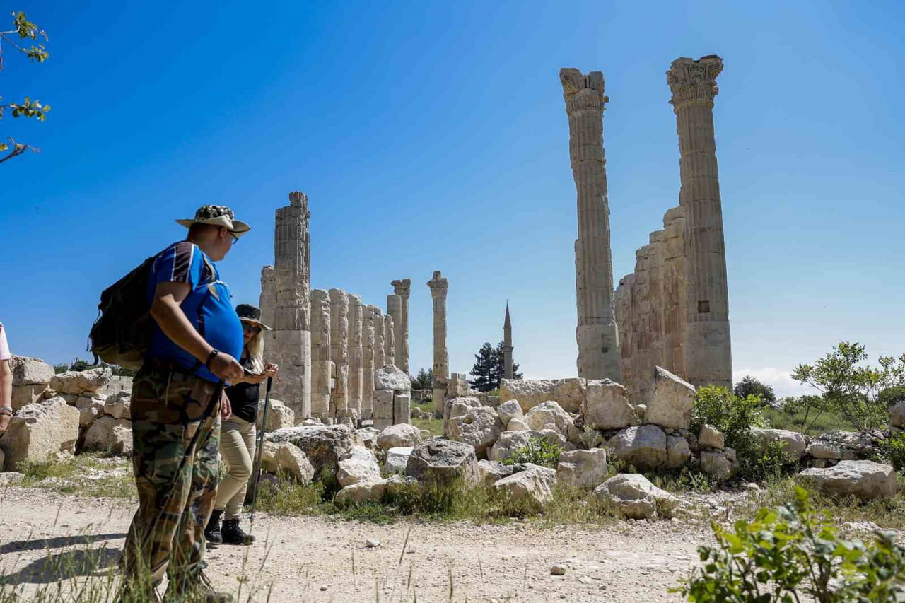 MERSİN BÜYÜKŞEHİR BELEDİYESİNİN DÜZENLEDİĞİ TARİHİ KİLİKYA YOLU'NUN 10'UNCU ETAP YÜRÜYÜŞÜNDE 90...
