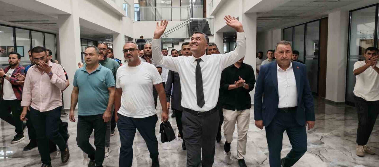 MERSİN’DE SİLİFKE BELEDİYE BAŞKAN VEKİLİ OĞUZHAN KÖKTEN OLDU