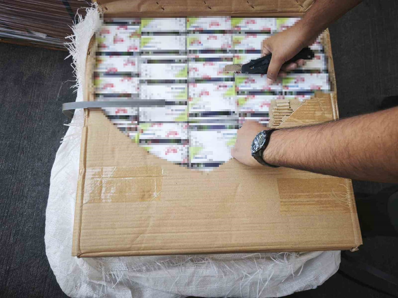 MERSİN LİMANINDA GERÇEKLEŞTİRİLEN OPERASYONDA PİYASA DEĞERİ YAKLAŞIK 4 MİLYAR 960 MİLYON LİRA...