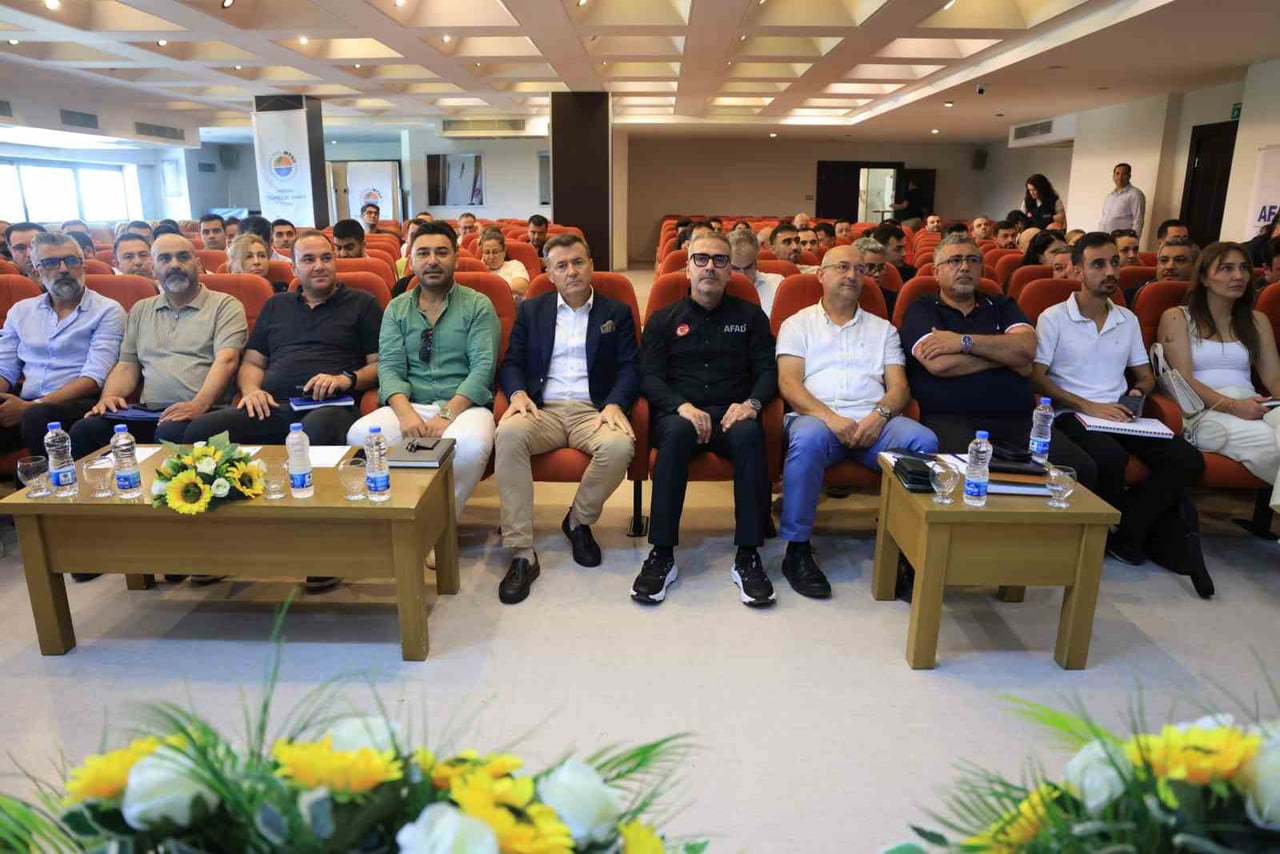 MERSİN TİCARET VE SANAYİ ODASI İLE AFAD İŞ BİRLİĞİNDE DÜZENLENEN ‘ENDÜSTRİYEL TESİSLERDE AFET VE...