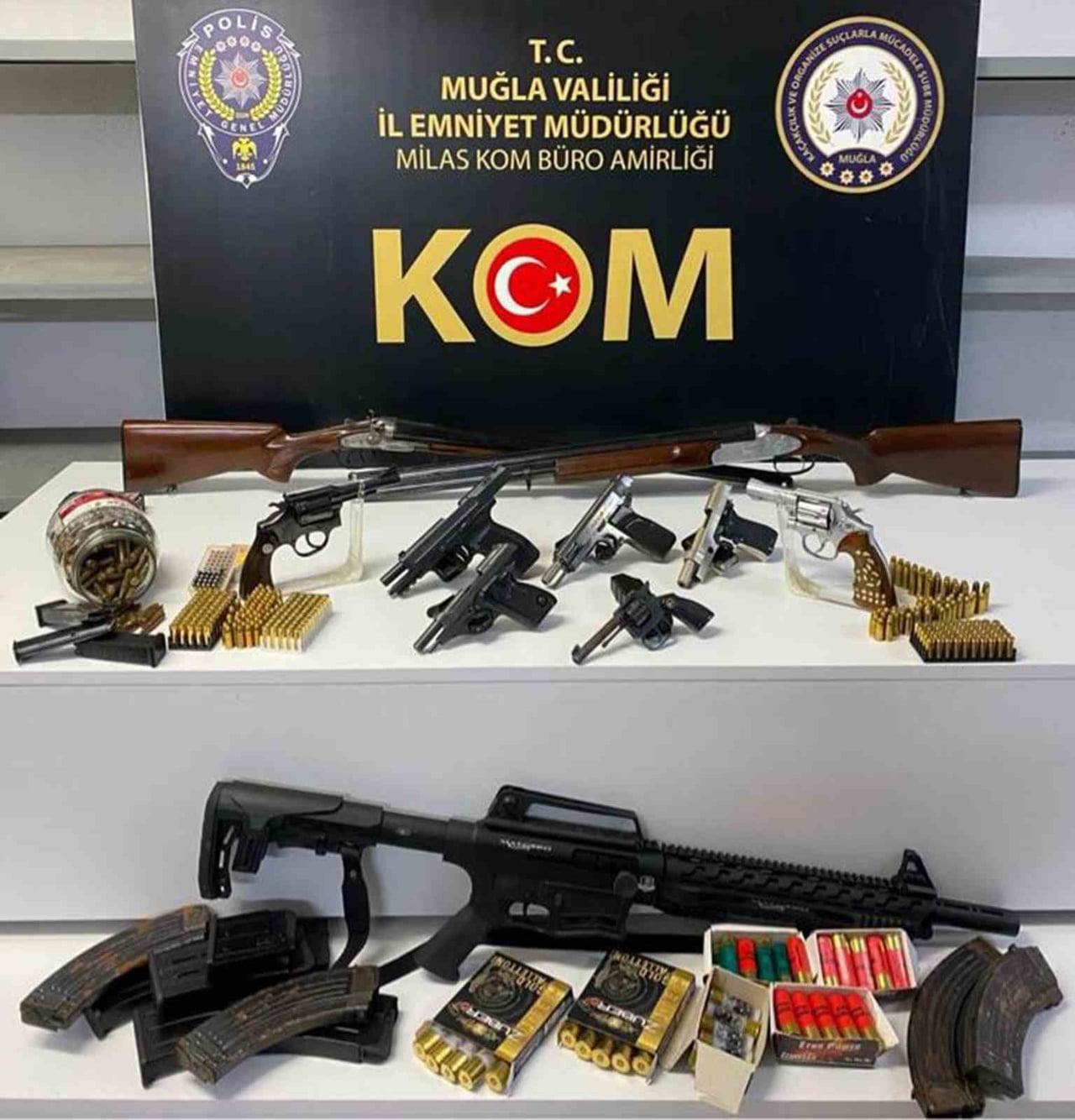 MİLAS’TA RUHSATSIZ TABANCA, TÜFEK OPERASYONU