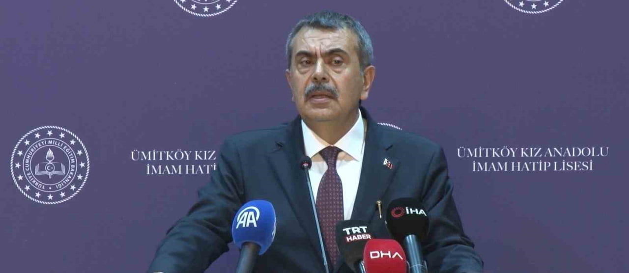 MİLLİ EĞİTİM BAKANI YUSUF TEKİN, "İMAM HATİP OKULLARINDA OKUYAN ÇOCUKLARIN ÖNLERİNE KAT SAYI ZULMÜ...