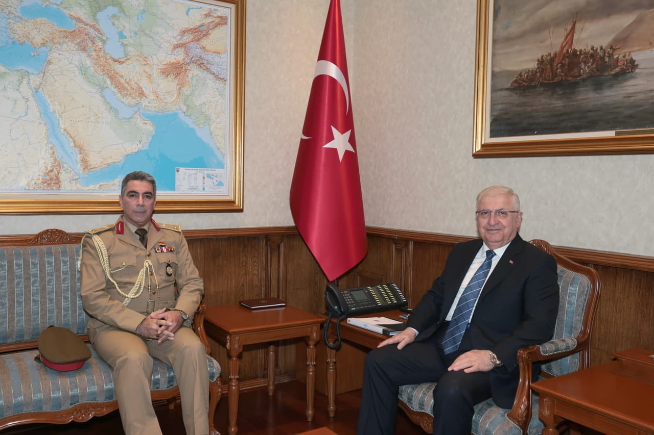 MİLLÎ SAVUNMA BAKANI YAŞAR GÜLER, IRAK'IN ANKARA ASKERÎ ATAŞESİ TÜMGENERAL KHALİL KAMAL KHALİL'İ...
