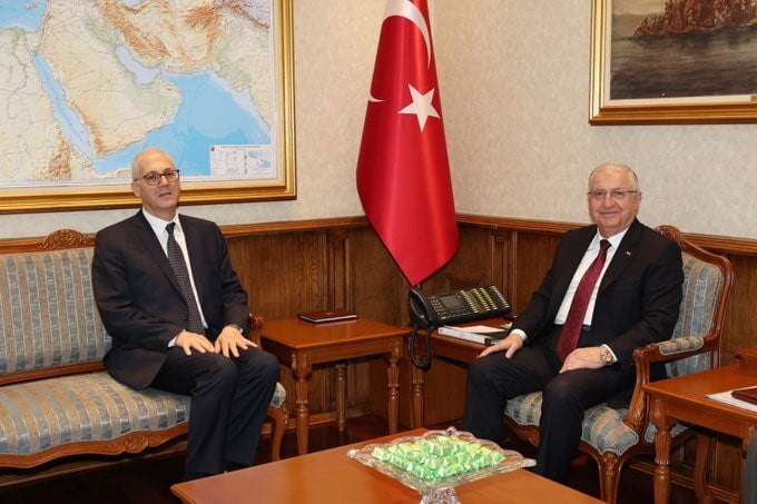 MİLLİ SAVUNMA BAKANI YAŞAR GÜLER, MISIR BÜYÜKELÇİSİ WAEL İBRAHİM ALİ BEDEVİ EL ŞEYH'İ KABUL...