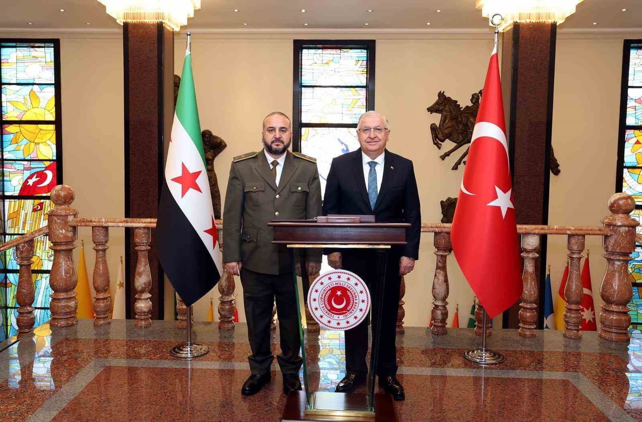 MİLLİ SAVUNMA BAKANI YAŞAR GÜLER, SURİYE SAVUNMA BAKANI MURHAF EBU KASRA İLE BİR ARAYA...