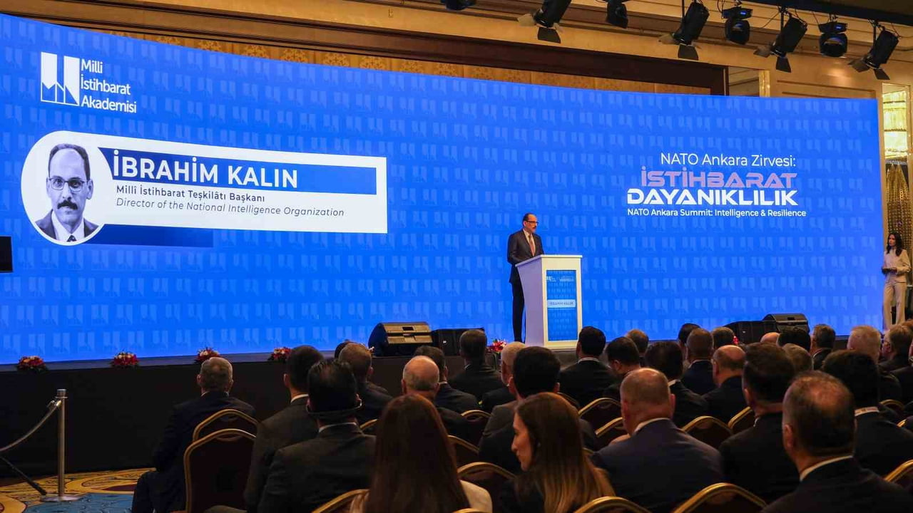 MİT BAŞKANI İBRAHİM KALIN, ABD İLE İRAN ARASINDA ANLAŞMA SAĞLANDIĞINA YÖNELİK HABERLERİ...