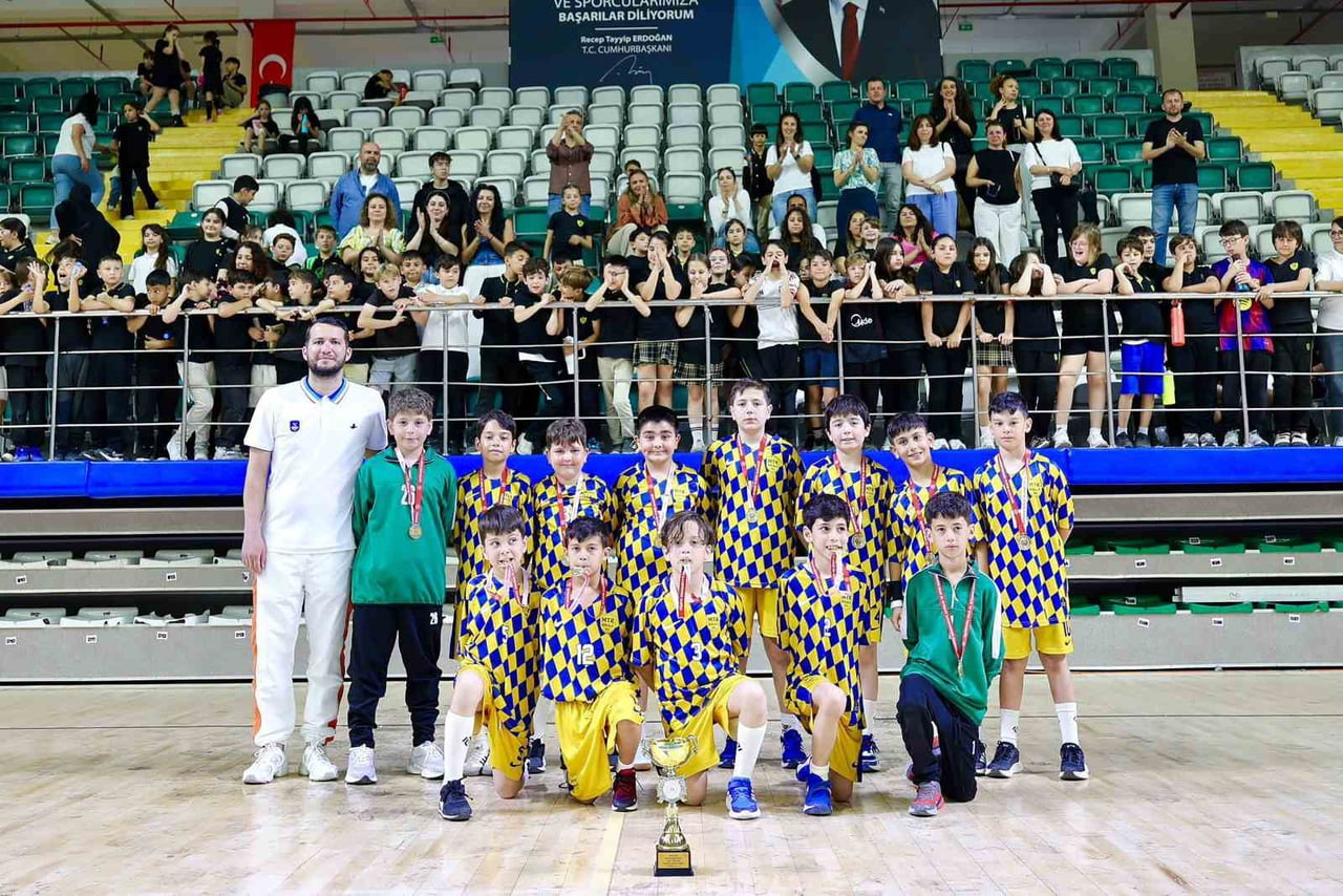 MTK KOLEJİ’NDE SPOR VE SANATA YAPILAN YATIRIMLAR BAŞARIYLA TAÇLANIYOR