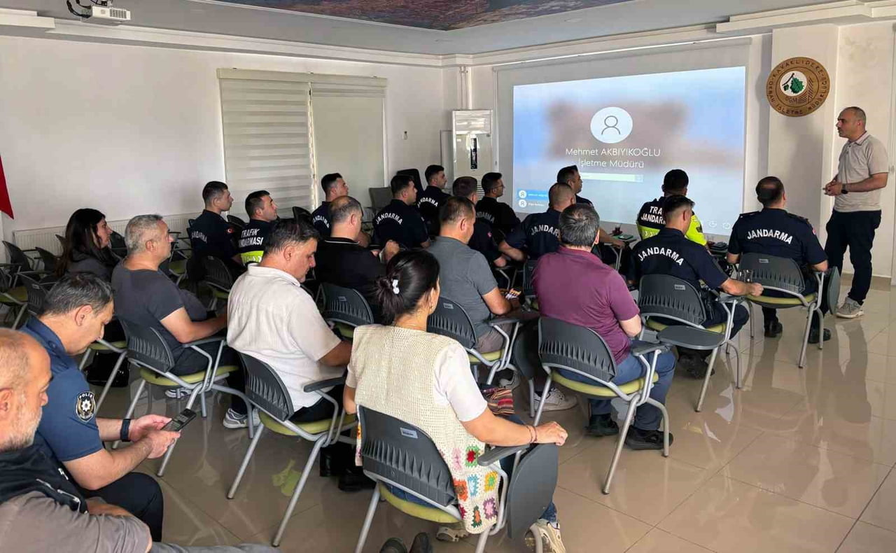 MUĞLA'NIN KAVAKLIDERE İLÇESİNDE, ORMAN YANGINLARIYLA MÜCADELEDE TOPLUMSAL FARKINDALIĞIN...
