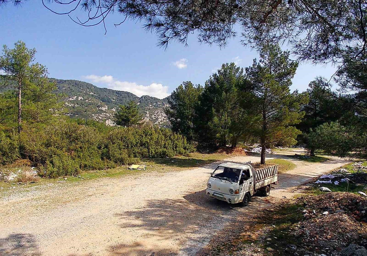 MUĞLA BÜYÜKŞEHİR BELEDİYESİ ZABITA EKİPLERİNDEN KAÇAK HAFRİYATÇILARA FOTOKAPAN VE DRONLU...
