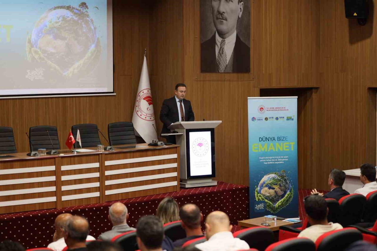 MUĞLA’DA DENİZLERİN GELECEĞİ İÇİN KRİTİK TOPLANTI