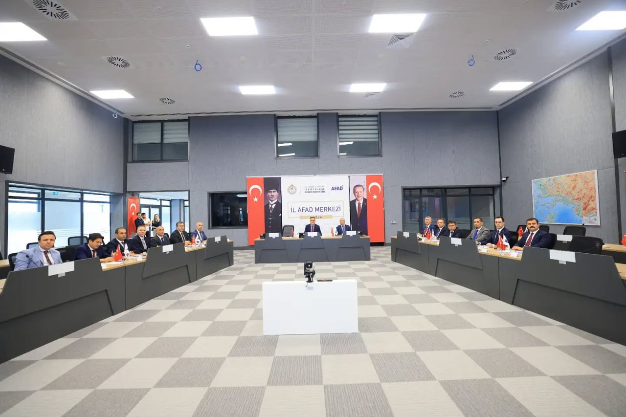 MUĞLA’DA İLÇELERİN YATIRIM VE GÜVENLİK GÜNDEMİ MASAYA YATIRILDI