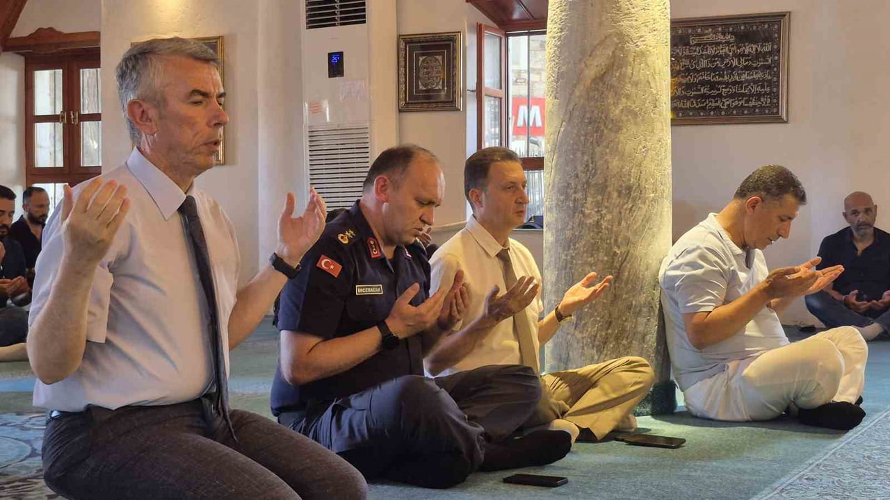 MUĞLA’NIN BODRUM İLÇESİNDE 5 YIL ÖNCE MENFUR SALDIRIDA ŞEHİT OLAN POLİS MEMURU ERCAN YANGÖZ İÇİN...
