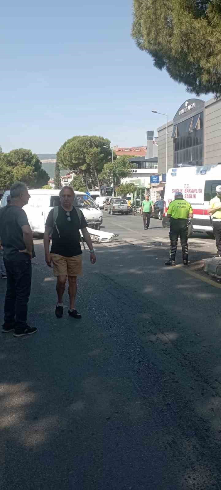 MUĞLA’NIN MENTEŞE İLÇESİNDE İKİ ARACIN ÇARPIŞMASI SONUCU MEYDANA GELEN TRAFİK KAZASINDA 1 KİŞİ...