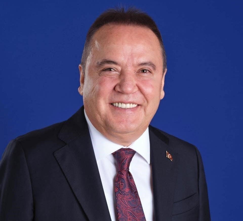 MUHİTTİN BÖCEK (ARŞİV)
