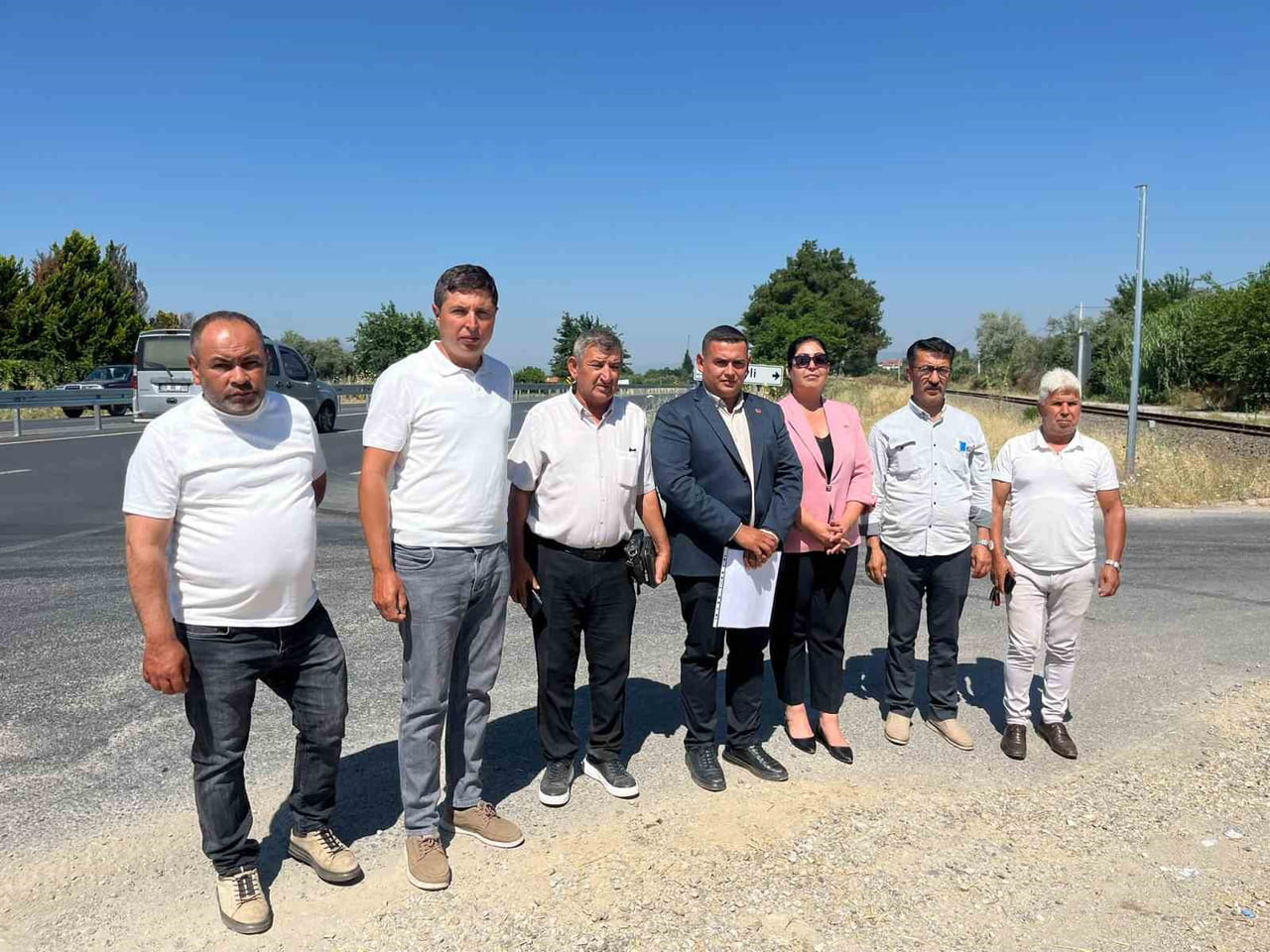 MUHTARLARDAN KARAYOLLARINA REFÜJ TEPKİSİ