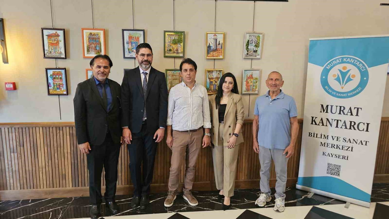 MURAT KANTARCI BİLİM VE SANAT MERKEZİ ÖĞRENCİLERİNİN HAYALLERİNİ TUVALE YANSITTIĞI RENK VE İZ...