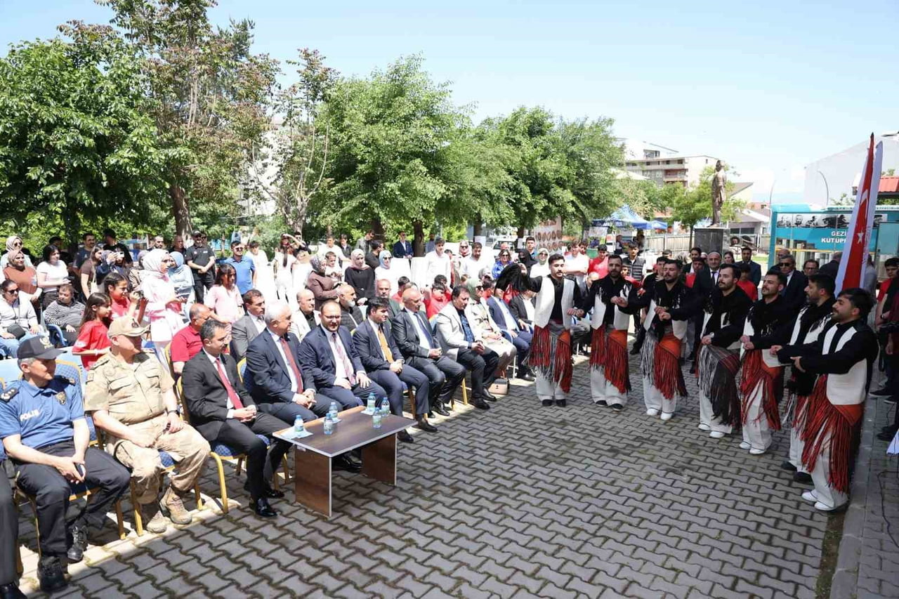 MUŞ KÜLTÜR VE TURİZM İL MÜDÜRLÜĞÜ TARAFINDAN "TÜRK MUTFAĞI VE MÜZELER HAFTASI" KUTLAMA PROGRAMI...