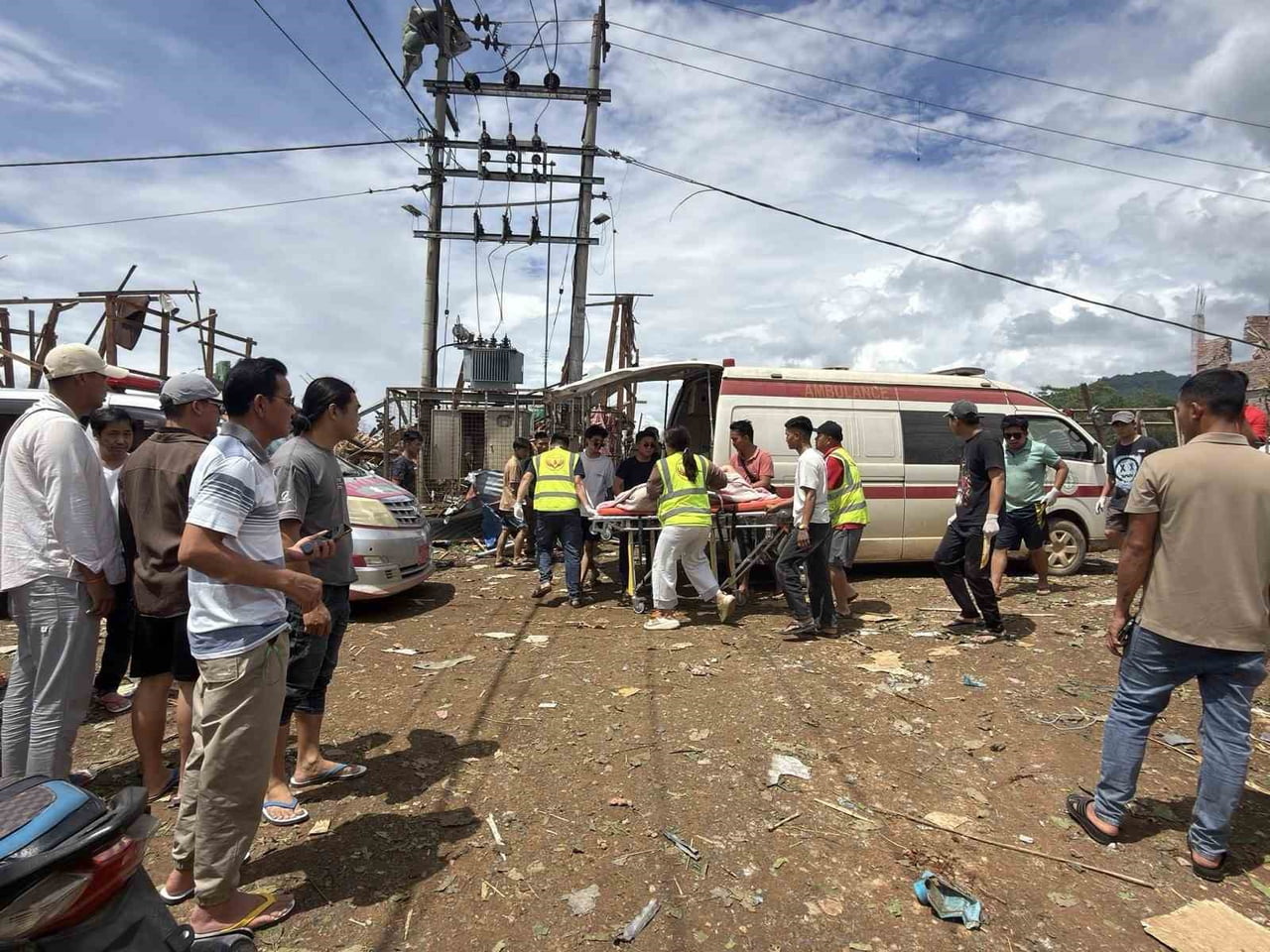 MYANMAR'DA PATLAMA: 55 ÖLÜ, 70’TEN FAZLA YARALI