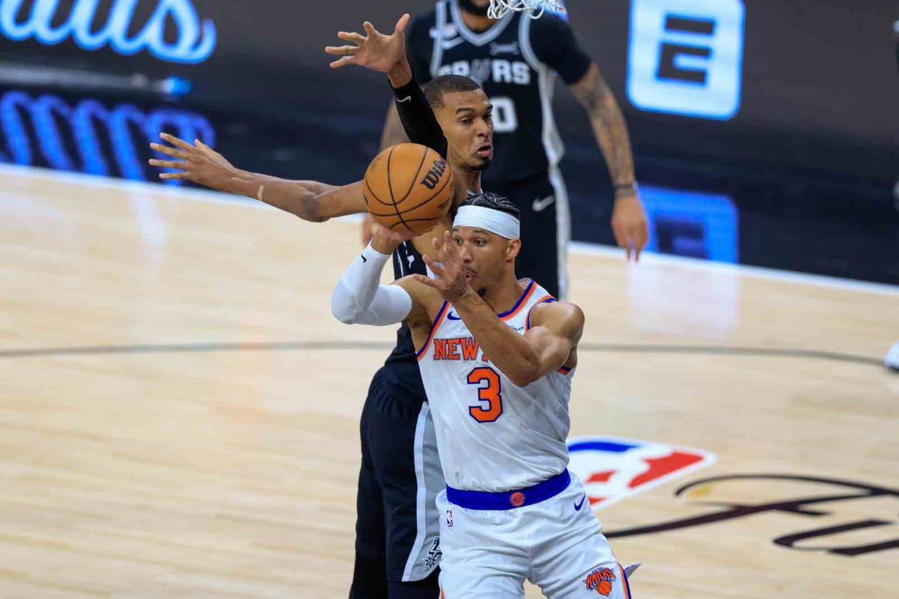 NBA FİNAL SERİSİ İLK MAÇINDA NEW YORK KNİCKS, DEPLASMANDA SAN ANTONİO SPURS'Ü 105-95'LİK SKORLA...