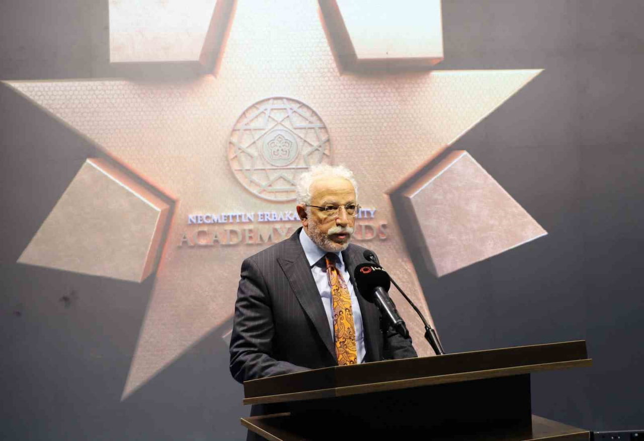 NEÜ REKTÖRÜ PROF. DR. CEM ZORLU, NECMETTİN ERBAKAN ÜNİVERSİTESİ'NİN SON YILLARDA GÜÇLÜ VE KARARLI...
