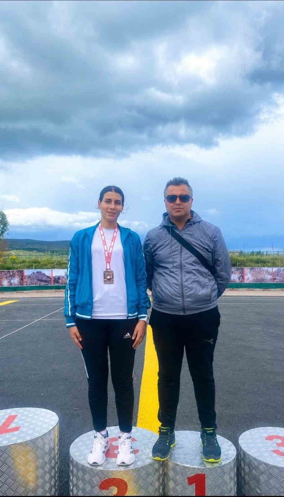 NEVŞEHİR’İN GÜLŞEHİR İLÇESİNDE DÜZENLENEN KÜÇÜKLER, YILDIZLAR VE GENÇLER BOCCE VOLO TÜRKİYE...