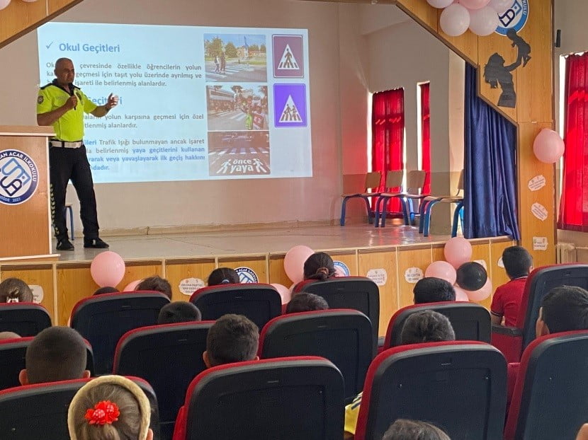 NİĞDE’DE 316 ÖĞRENCİYE TRAFİK EĞİTİMİ VERİLDİ