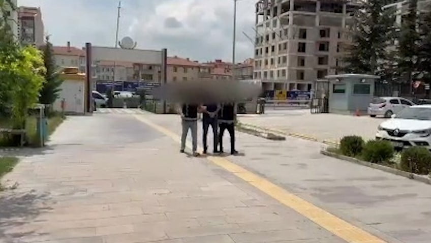 NİĞDE’DE UYUŞTURUCU SUÇUNDAN ARANAN HÜKÜMLÜ YAKALANDI