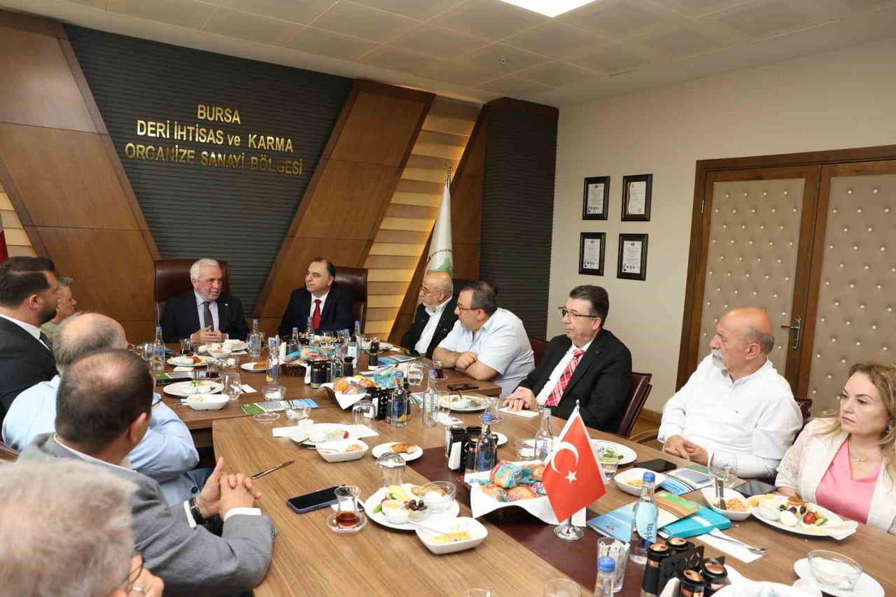 NİLÜFER BELEDİYE BAŞKANI ŞADİ ÖZDEMİR, DERİ İHTİSAS VE KARMA ORGANİZE SANAYİ BÖLGESİ’Nİ ZİYARET...