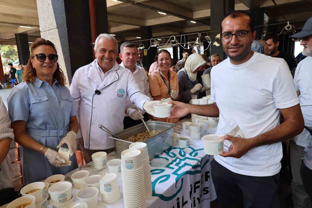 NİLÜFER BELEDİYESİ, MUHARREM AYI’NIN GELMESİYLE BİRLİKTE AŞURE İKRAMLARINA BAŞLIYOR. İKİ HAFTA...