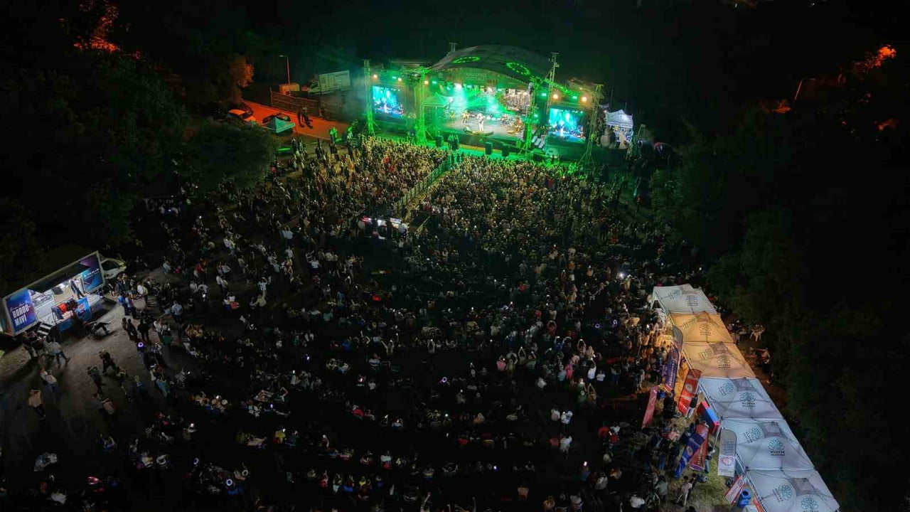 NİLÜFER BELEDİYESİ’NİN BU YIL İKİNCİSİNİ DÜZENLEDİĞİ NİLÜFER KARADENİZ FESTİVALİ, BALAT ATATÜRK...